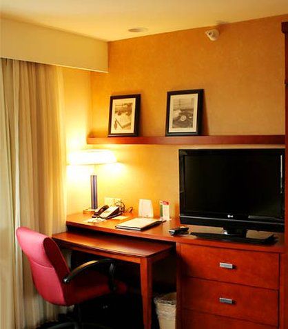 Courtyard By Marriott Cal Expo Hotel Sacramento
