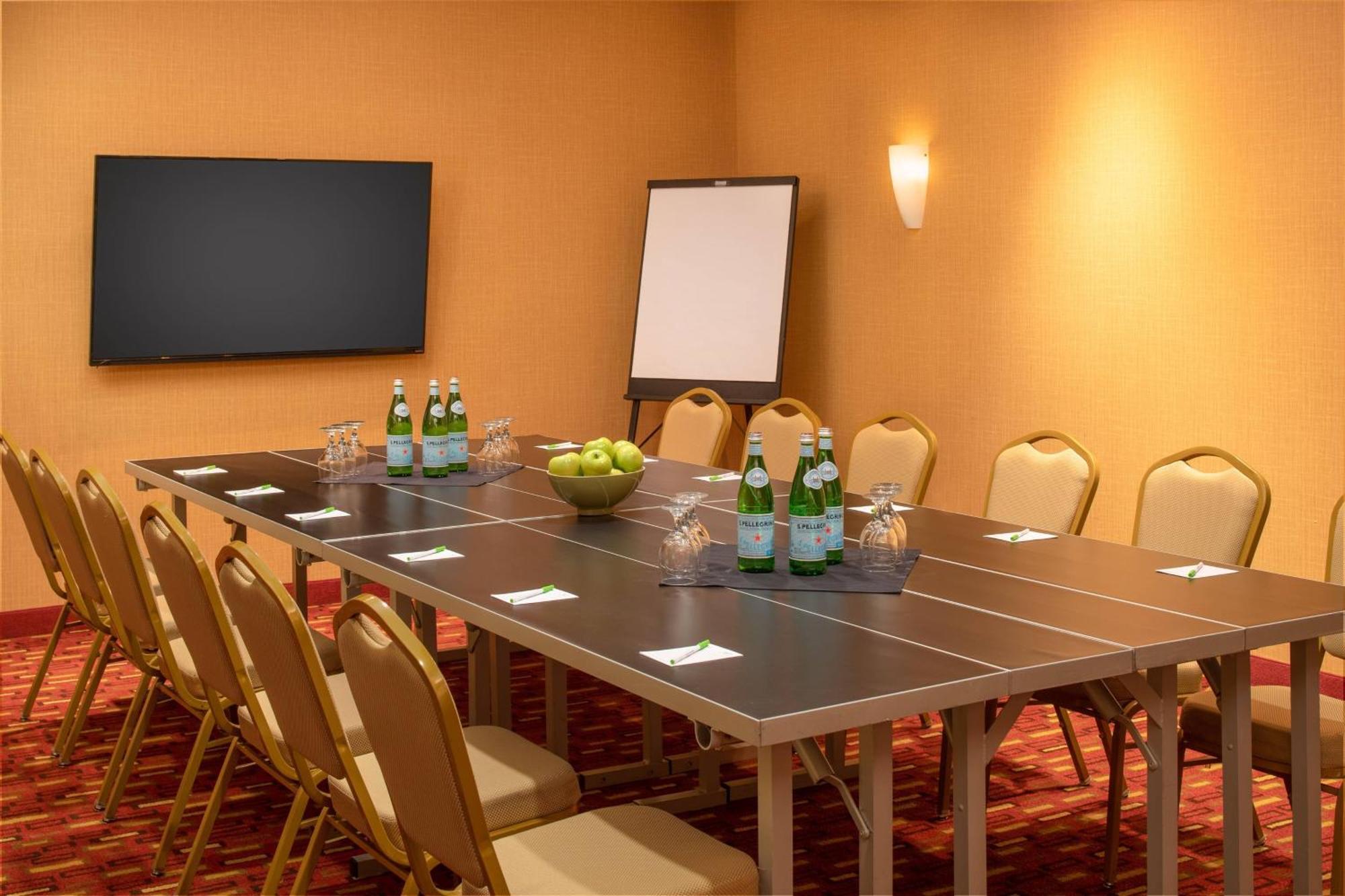 Courtyard By Marriott Cal Expo Hotel Sacramento