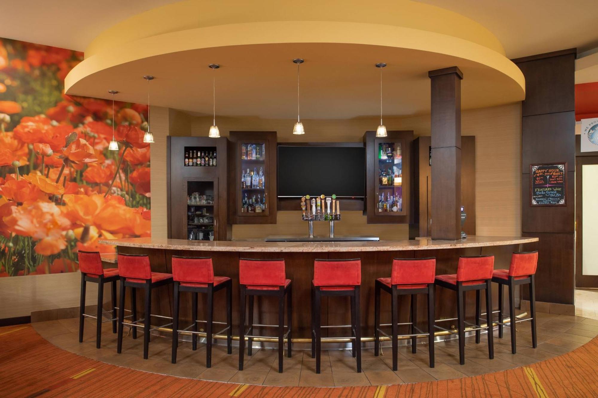 Courtyard By Marriott Cal Expo 3*