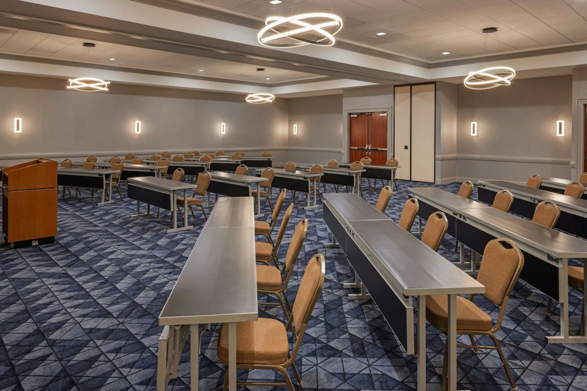 Hotel Courtyard By Marriott Cal Expo 3*