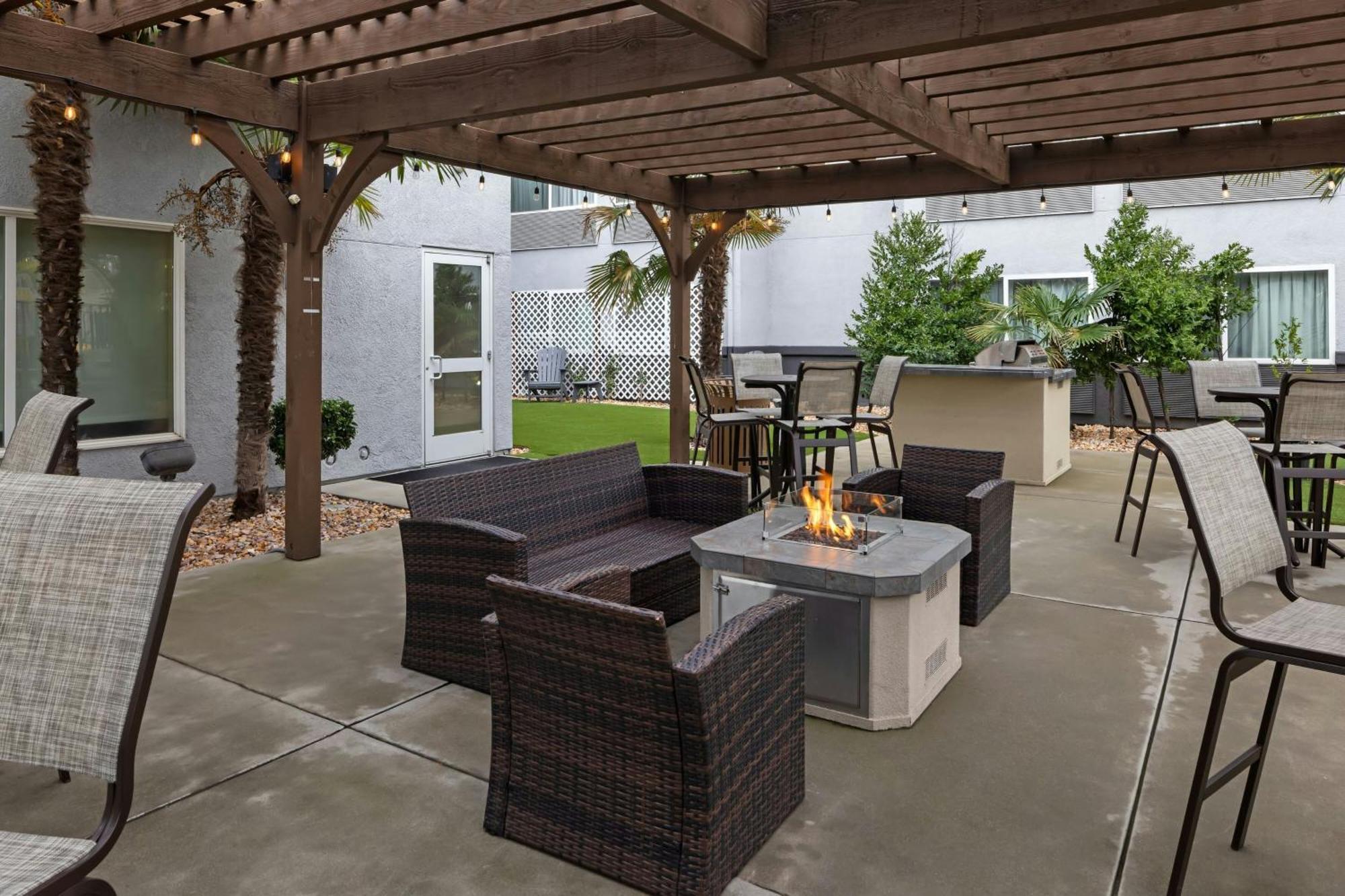 Hotel Courtyard By Marriott Cal Expo Sacramento