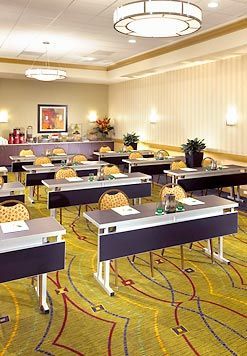 Courtyard By Marriott Cal Expo 3*