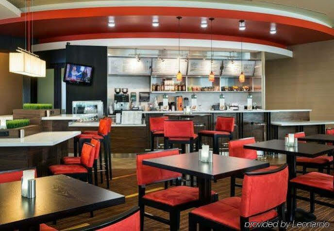 Courtyard By Marriott Cal Expo Hotel 3*