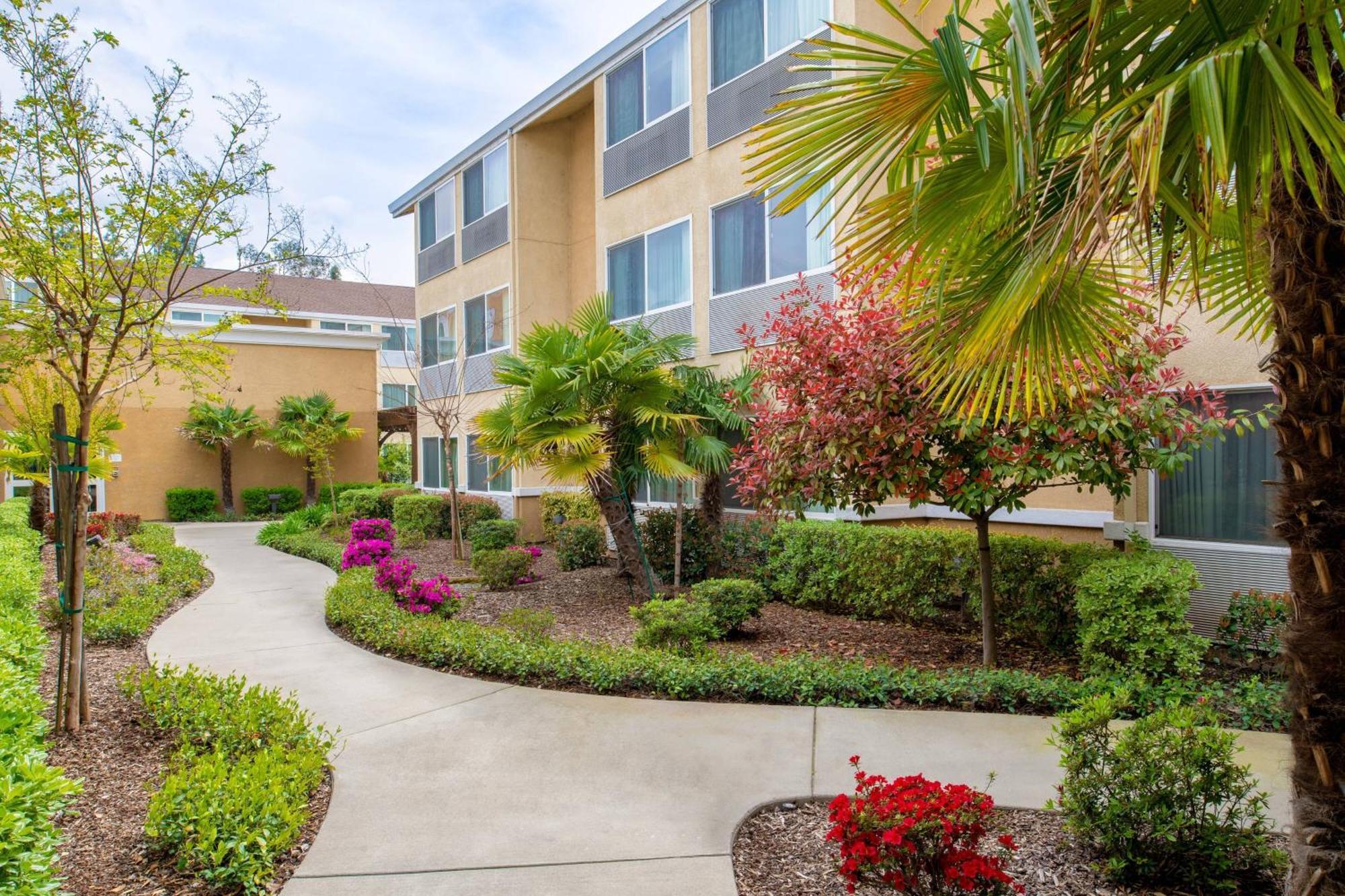 Courtyard By Marriott Cal Expo 3*